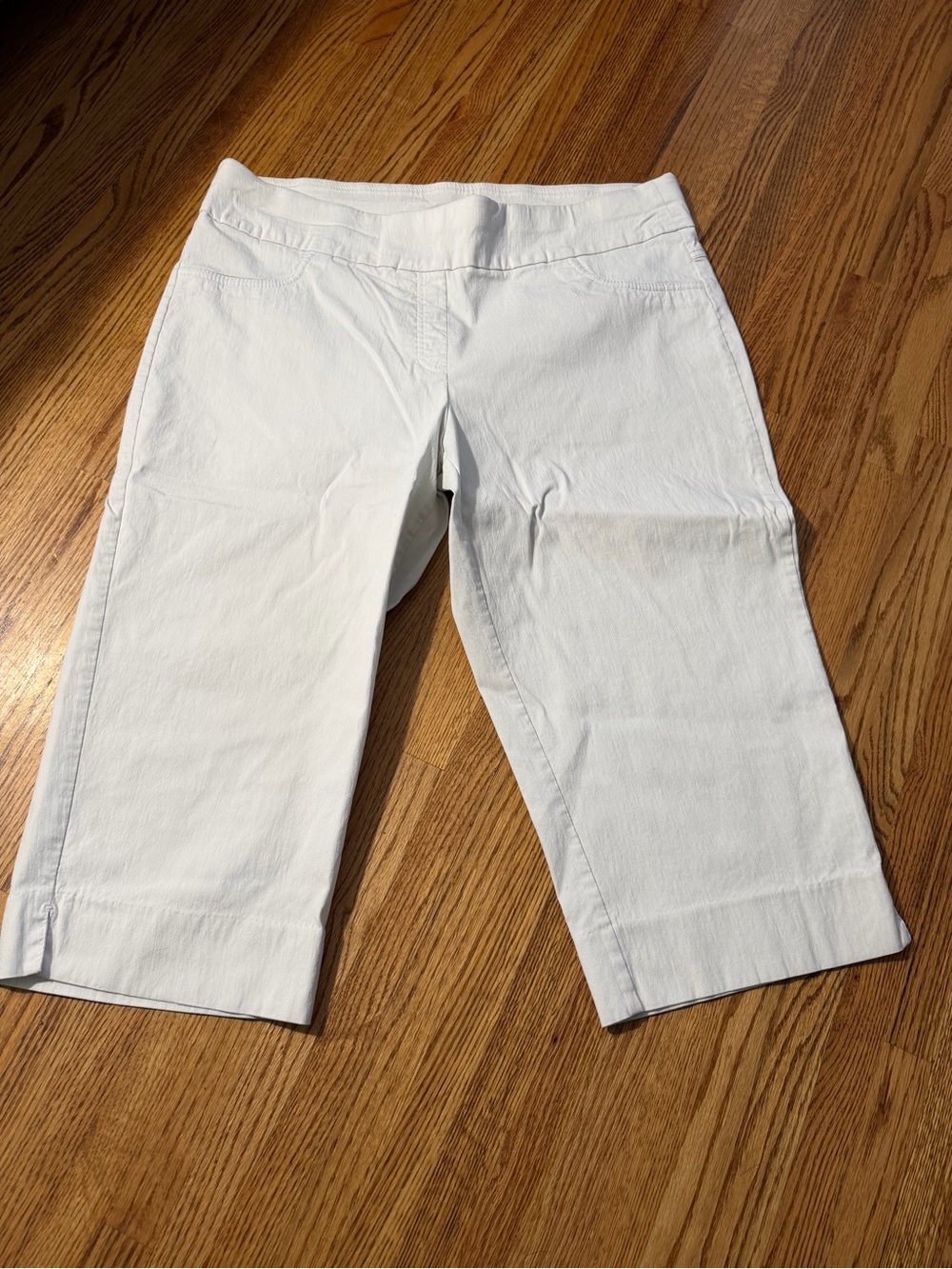 Ruby Rd. White Cropped Ankle Pants- Cuffed Straight